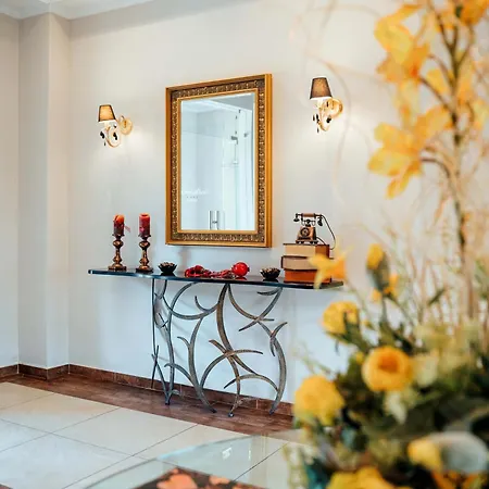 Otel Enastron View 4*