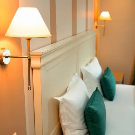 Enastron View Отель 4*