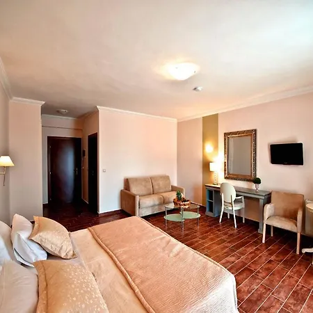 Enastron View Отель 4*