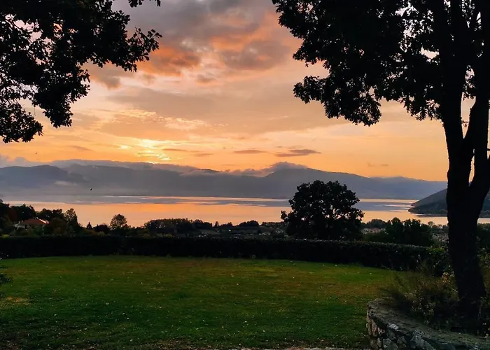 Enastron View 4* קסטוריה