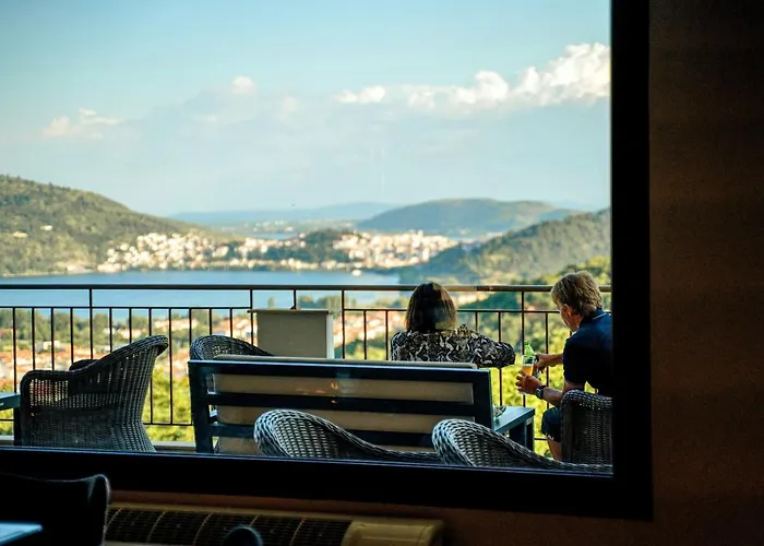 Hotel Enastron View