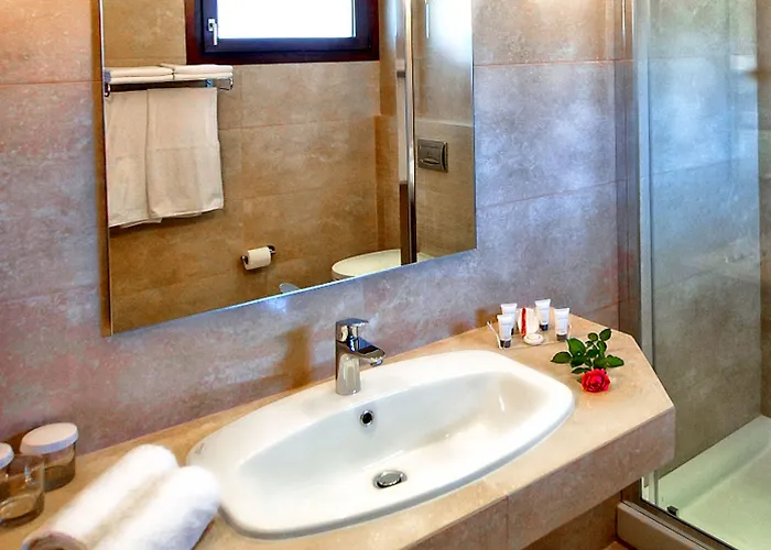 Enastron View Hotel 4*